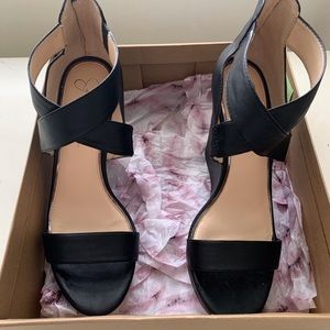 Jessica Simpson black wedge shoes